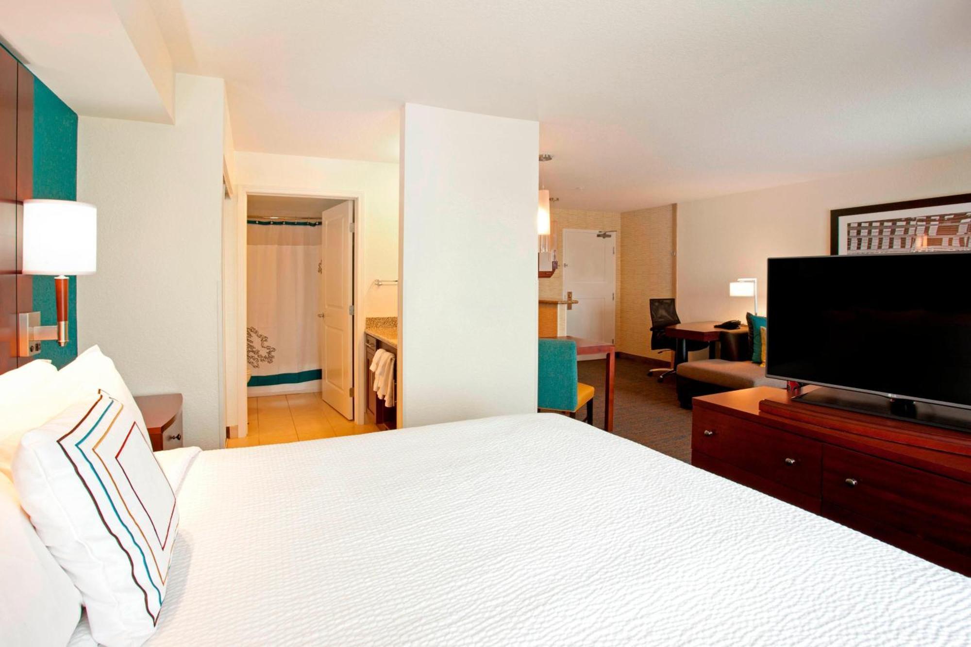 By Marriott Airport At Cascade Station Portland