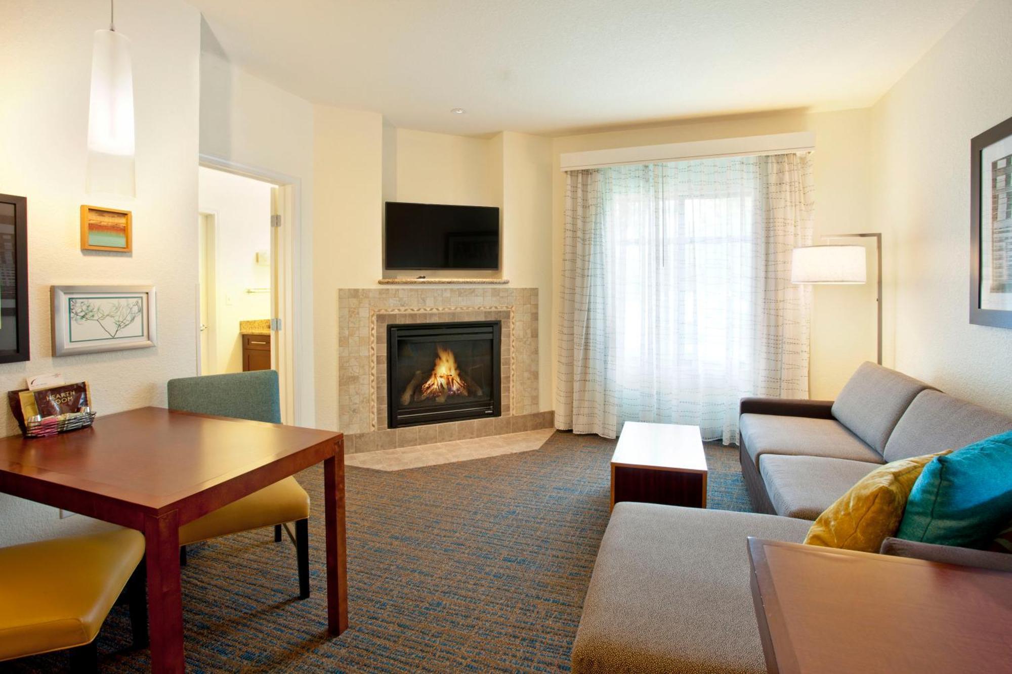 By Marriott Airport At Cascade Station 3* Portland