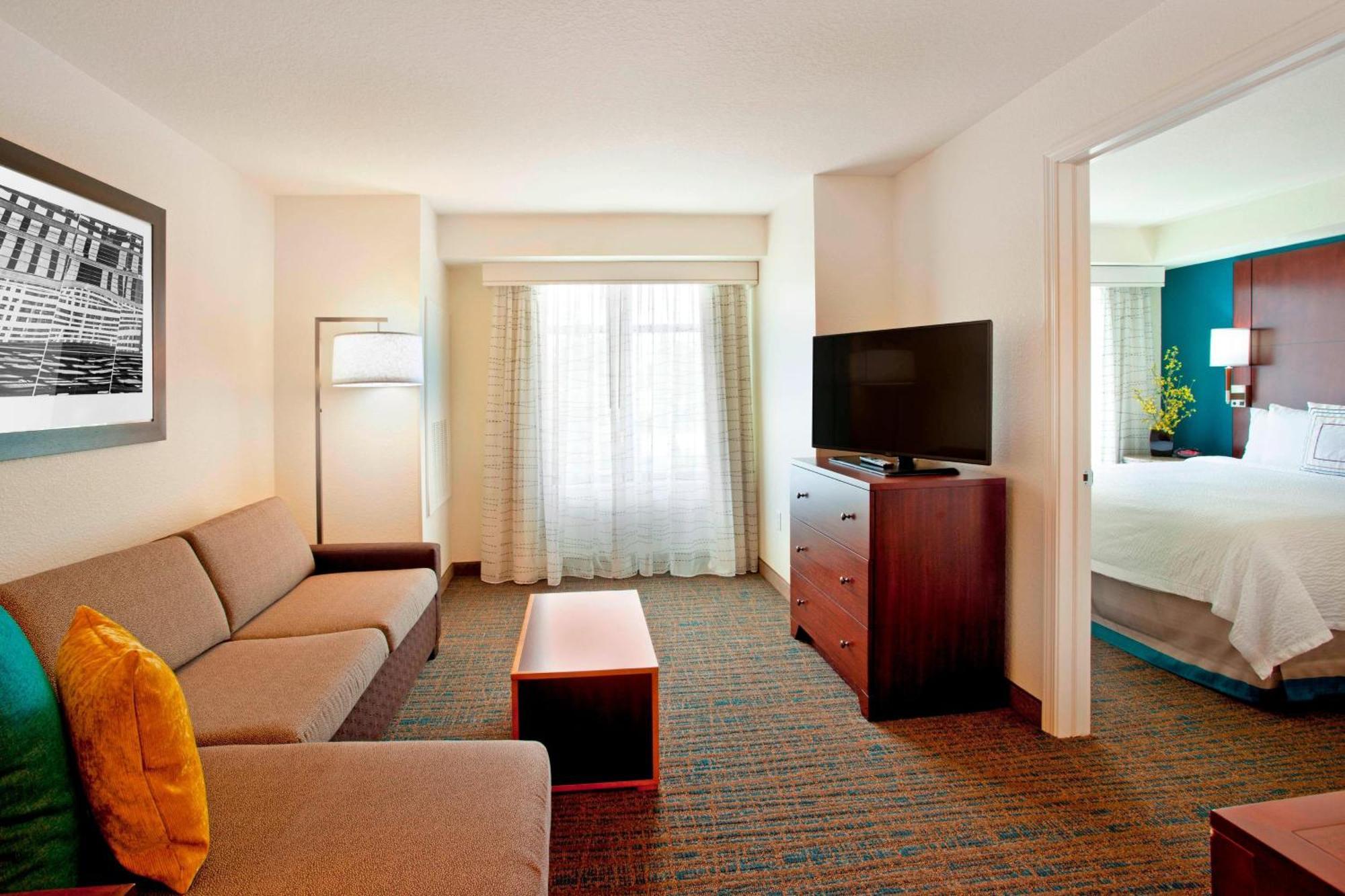 By Marriott Airport At Cascade Station Portland
