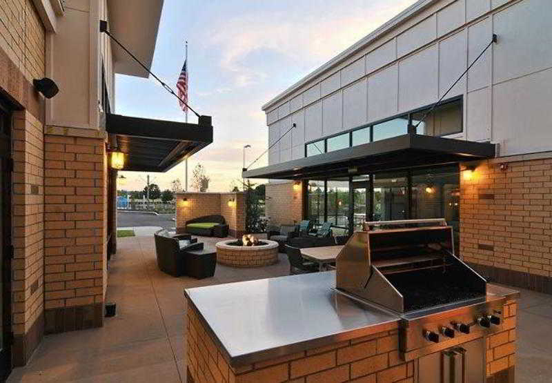 By Marriott Airport At Cascade Station